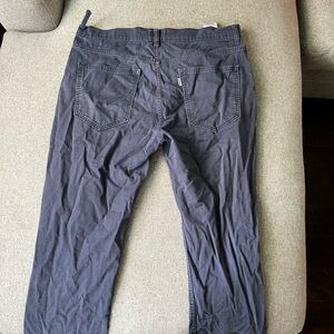 34/34 Levi’s